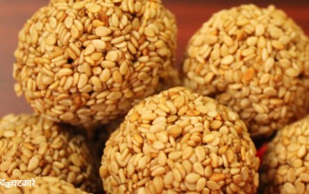 Homemade Til Ladoo for Makar Sankranti