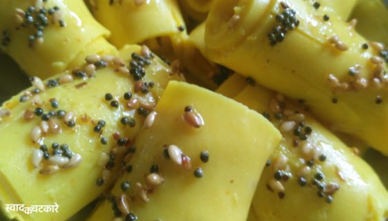 Learn to Make Khandvi at Home: A Beginner’s Guide