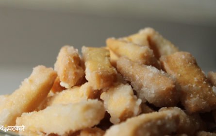 Step-by-Step Sugar Coated Shakkarpara Recipe: